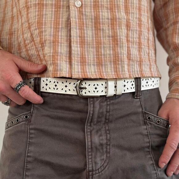 Y2k white and cream carved - Picture 5 of 7